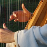 Harp hands